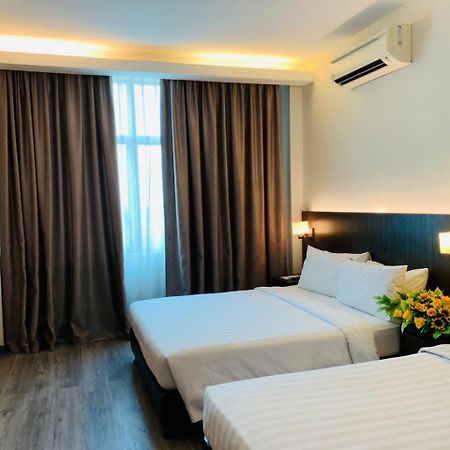 Holiday Villa Hotel & Suites Kota Bharu - Wakaf Che Yeh, Night Market Экстерьер фото