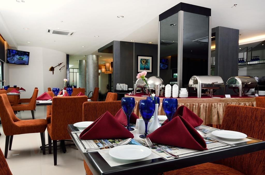 Holiday Villa Hotel & Suites Kota Bharu - Wakaf Che Yeh, Night Market Экстерьер фото