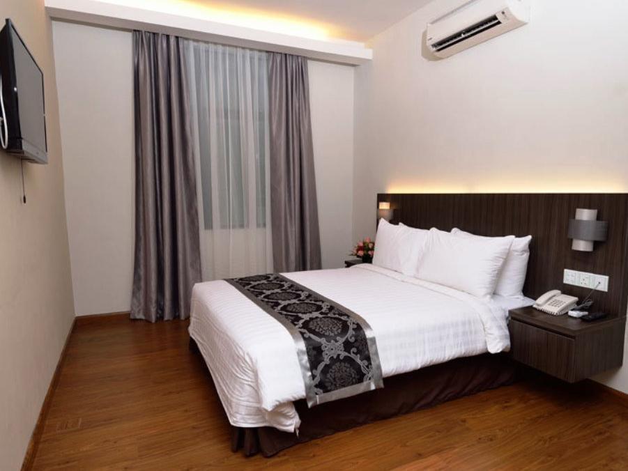 Holiday Villa Hotel & Suites Kota Bharu - Wakaf Che Yeh, Night Market Экстерьер фото