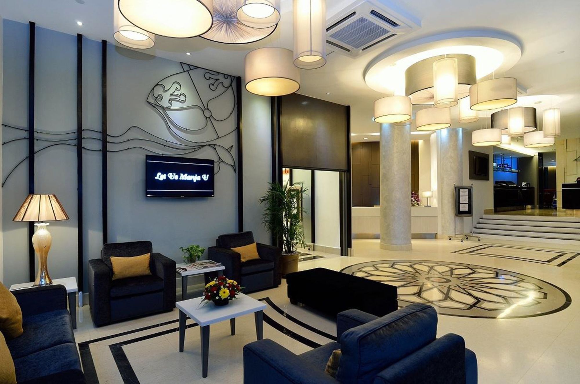 Holiday Villa Hotel & Suites Kota Bharu - Wakaf Che Yeh, Night Market Экстерьер фото