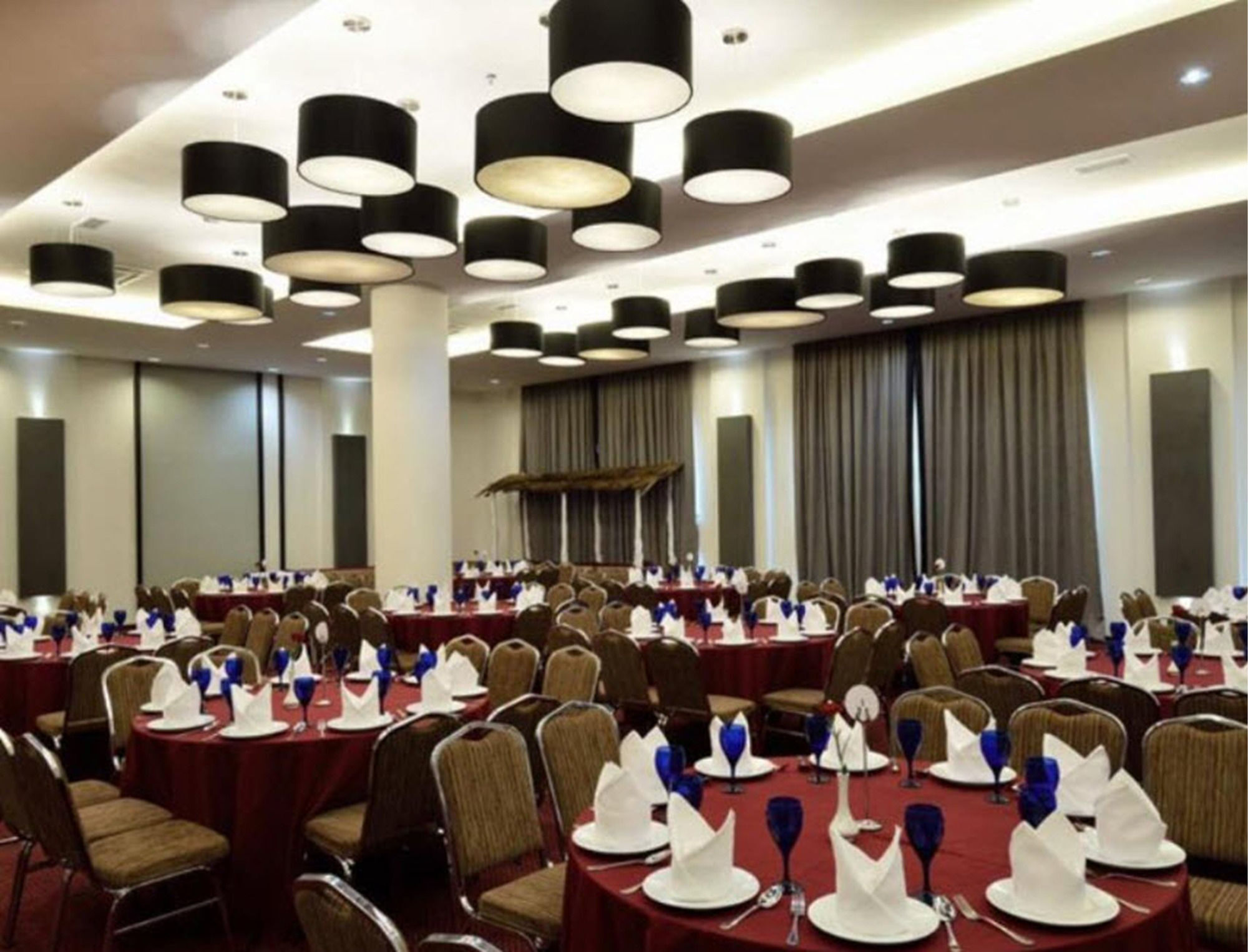 Holiday Villa Hotel & Suites Kota Bharu - Wakaf Che Yeh, Night Market Экстерьер фото